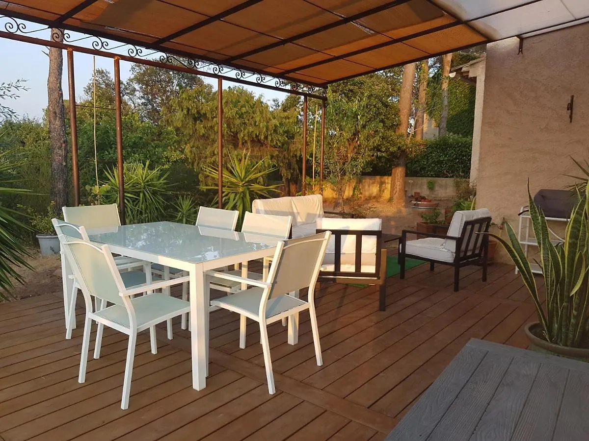Chambre d hôtes de la Louve Fréjus 0*,